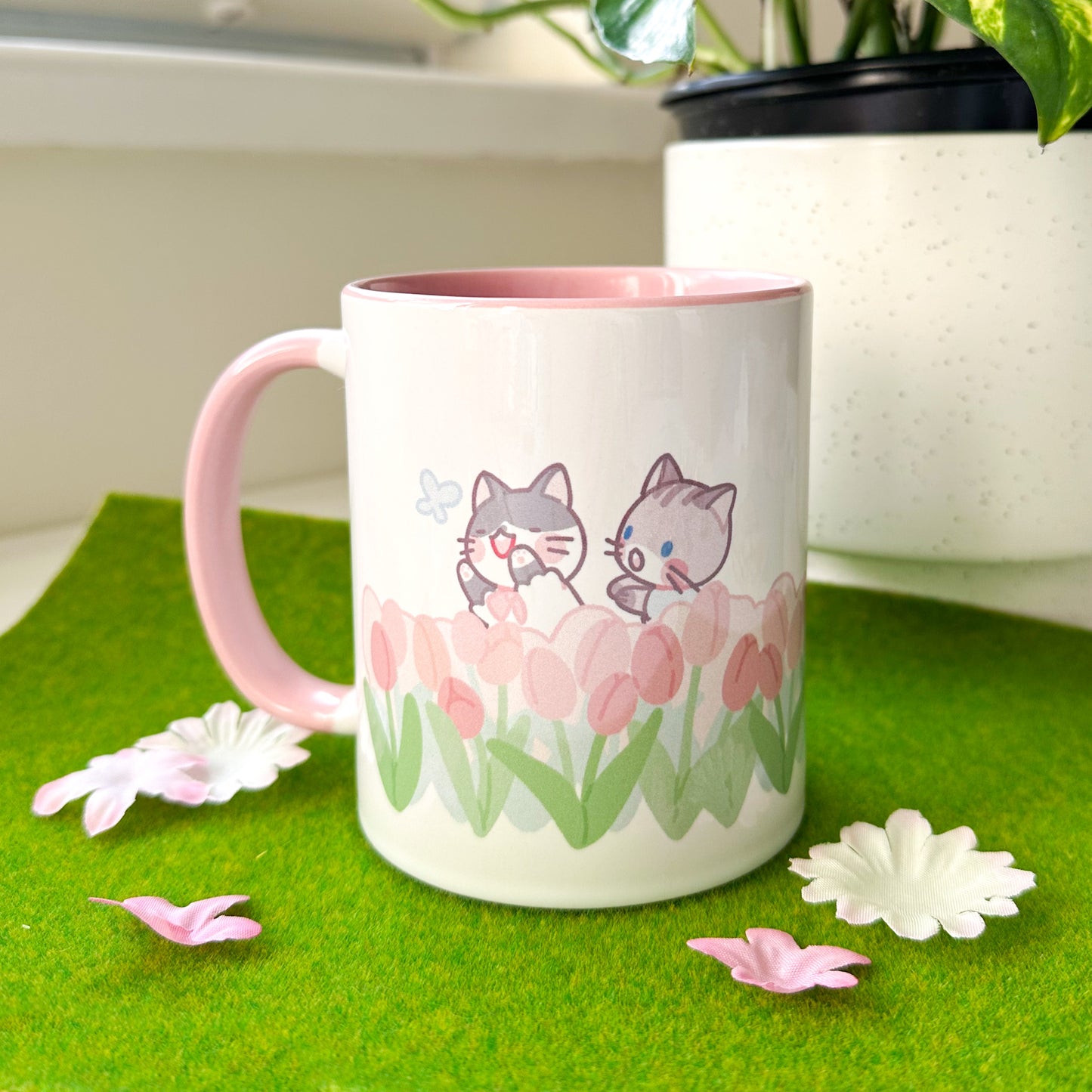 Pepper & Dawny Tulip Field Mug